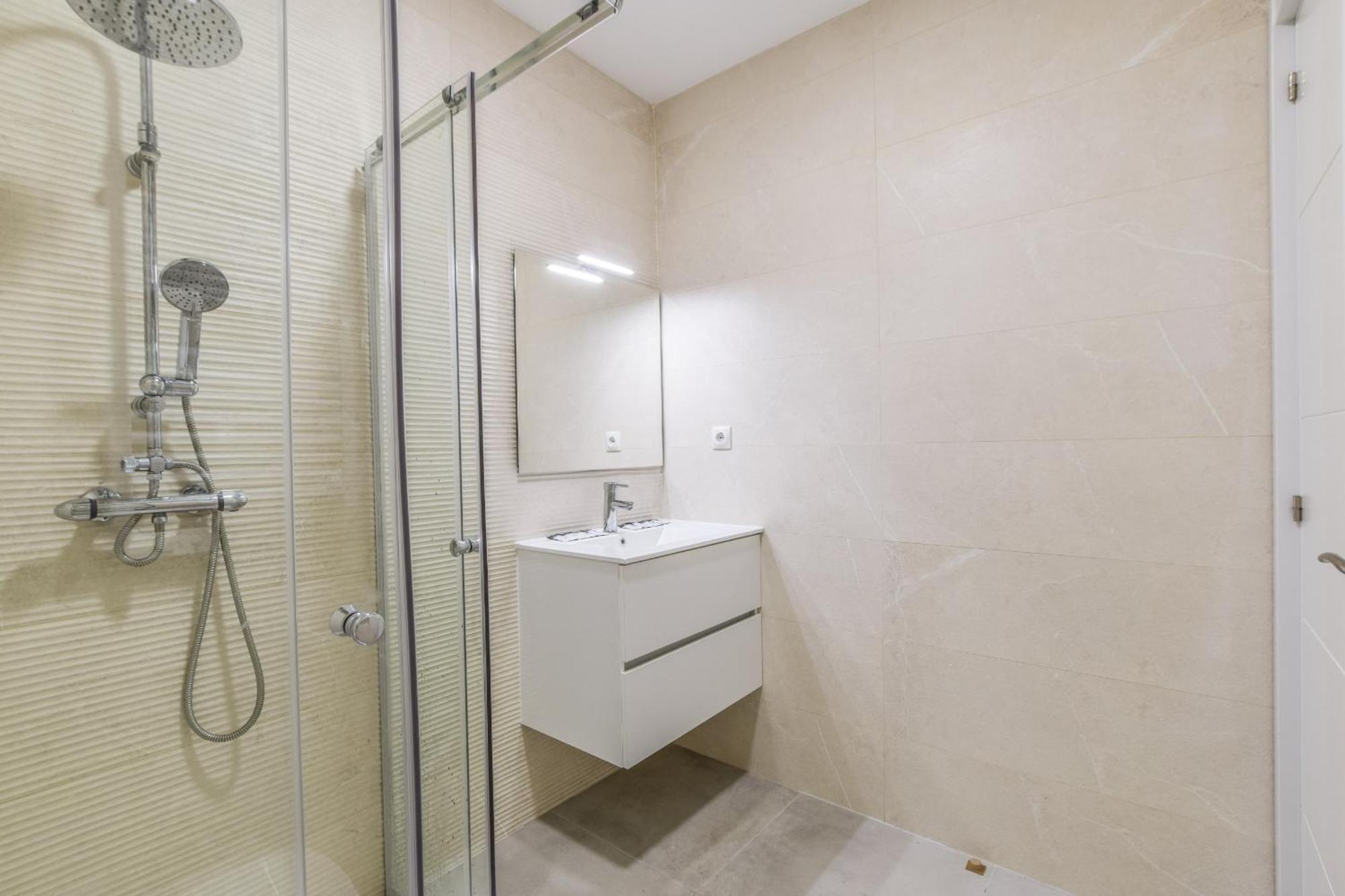 Apartamentos En La Avda De La Albufera Alquiler Temporal Madrid Kültér fotó