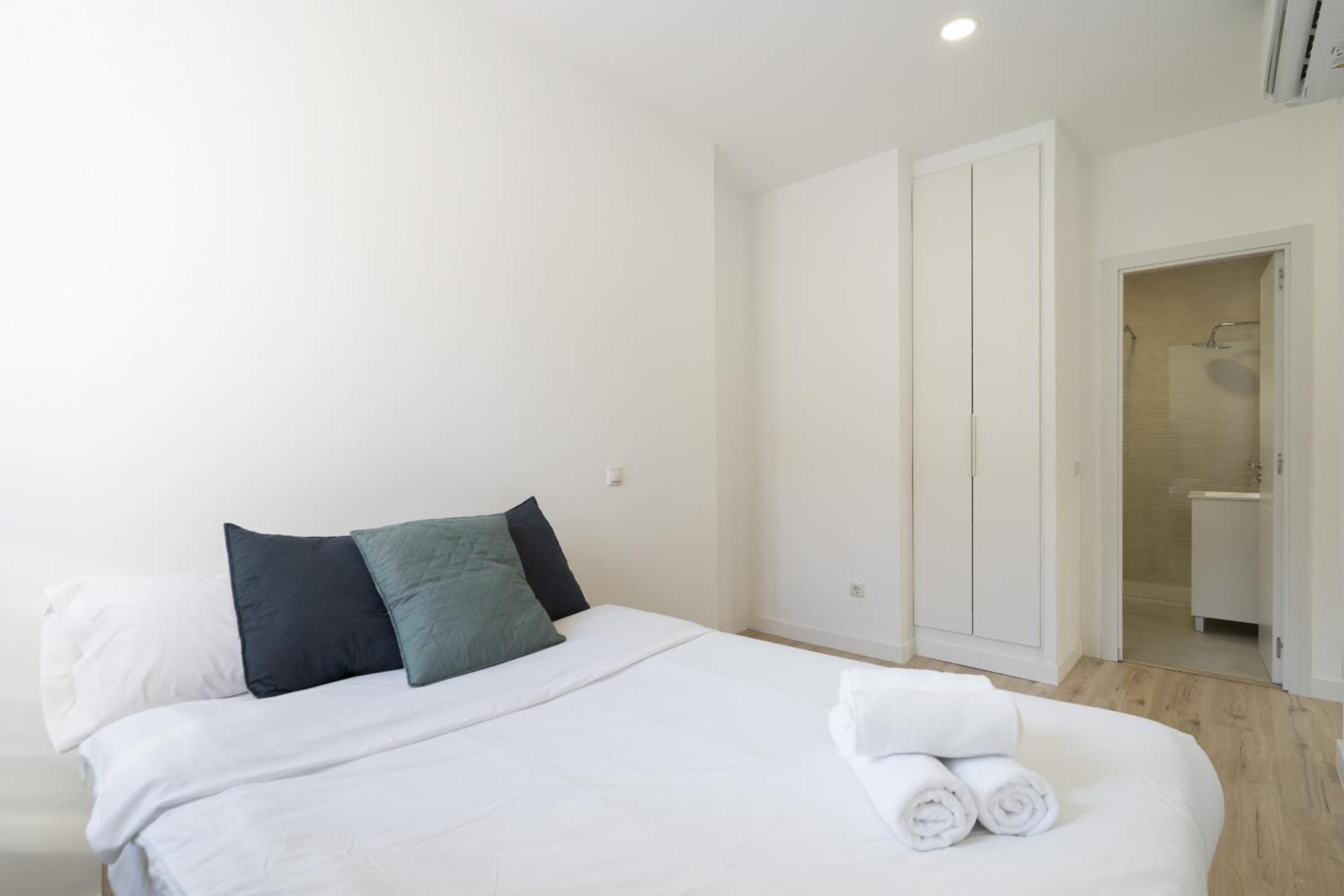 Apartamentos En La Avda De La Albufera Alquiler Temporal Madrid Kültér fotó